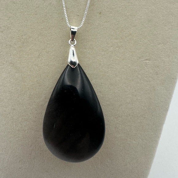 Natural Silver Sheen Black ObsidianTeardrop Pendant Necklace - Picture 4 of 8